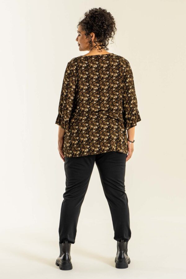 S226828 - Black with gold print - Main