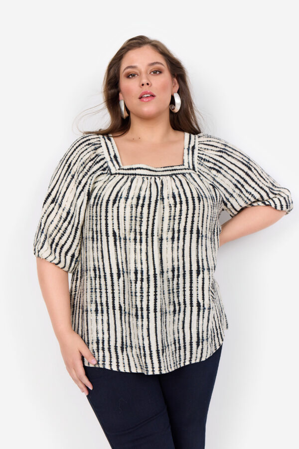 W10378_S_2025_1620C_M_ 01 Varinka 2 bluser Wasabi