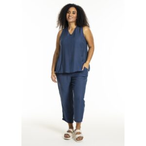 s254856 Joseline Top Studio