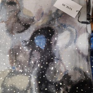 VT3740 JanneK aflangt tørklæde sort-grå-blå