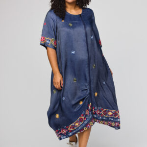 S262839 - Blue denim with red embroidery - Noella kjole Studio