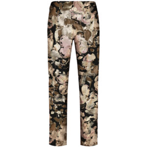 101202_99138_B_AW25 Taylor b regular LAurie