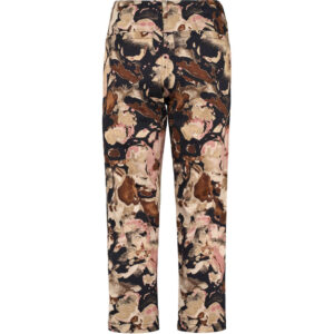 101206_99138_B_AW25 patricia pure Laurie