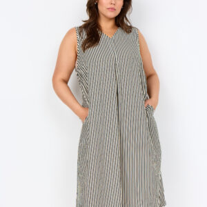 W10789_HS_2026_1620C_M_01 Hedi 3 kjole Wasabi